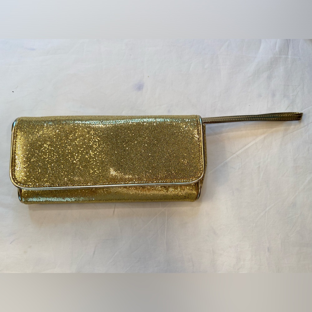 Marc‎ by Marc Jacobs Gold evening clutch bag, carry strap.